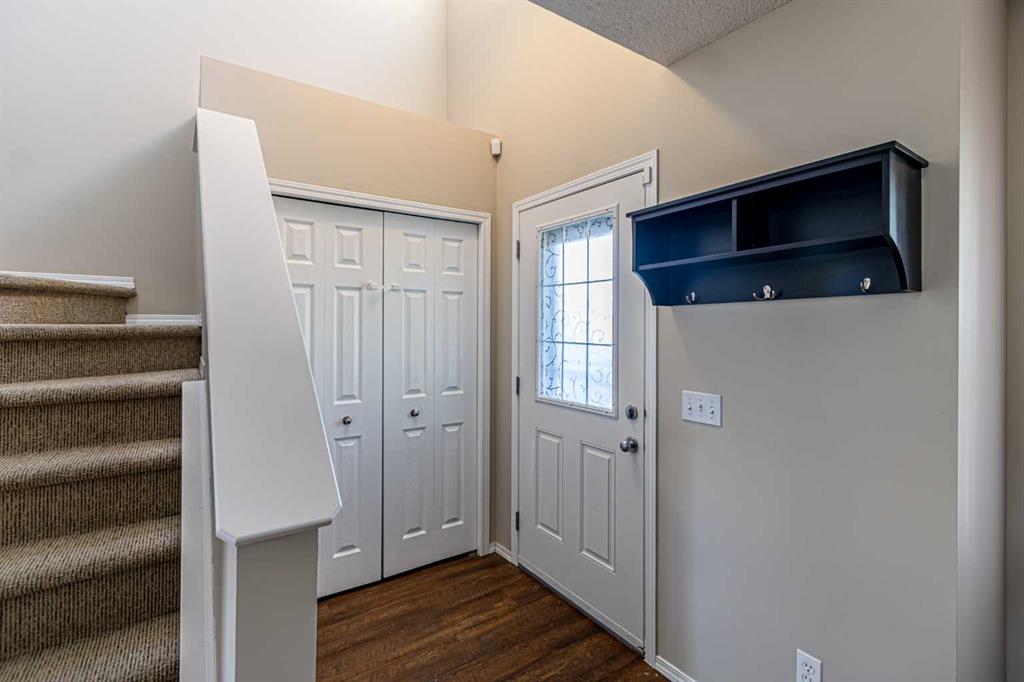 Picture for 112 Covepark Rise NE