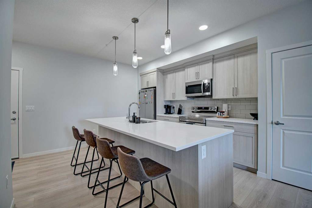 Picture for 5119, 20295 Seton Way SE