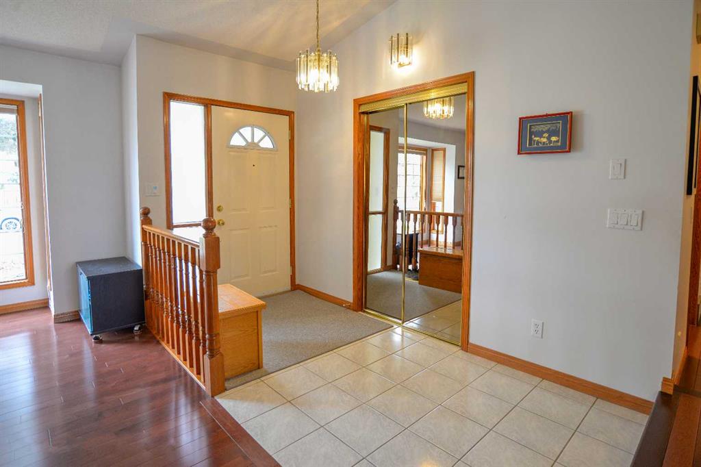 Picture for 393 Hawktree Circle NW