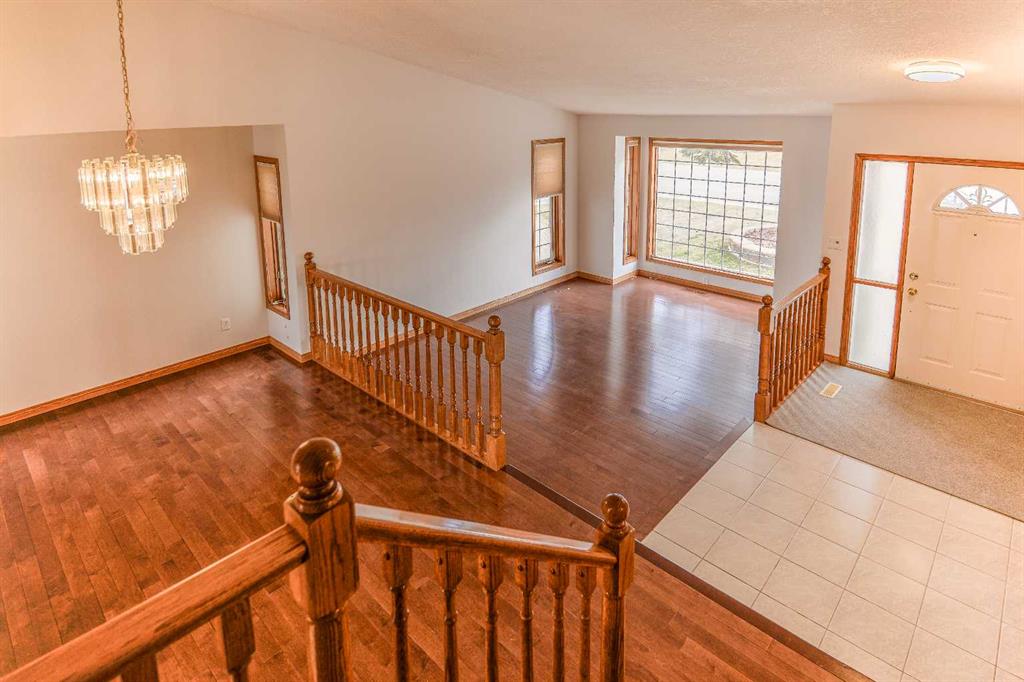 Picture for 393 Hawktree Circle NW