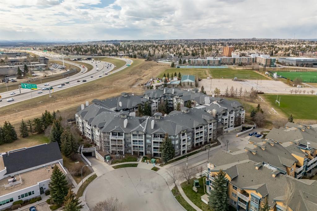 Picture for 439, 35 Richard Court SW