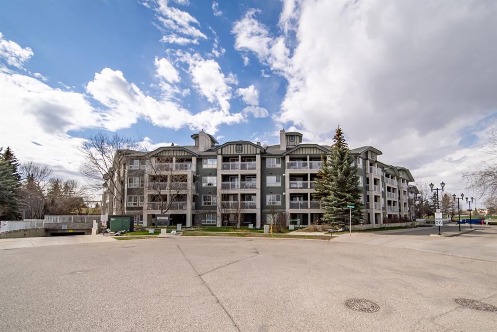 Picture for 439, 35 Richard Court SW