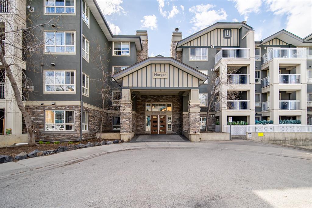 Picture for 439, 35 Richard Court SW