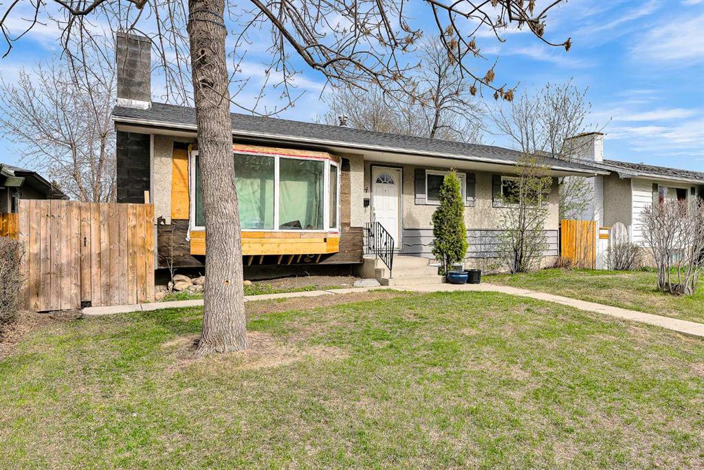 Picture for 924 Hunterston Hill NW
