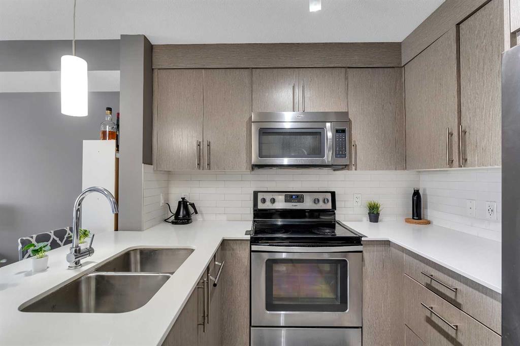 Picture for 6412, 302 Skyview Ranch Drive NE