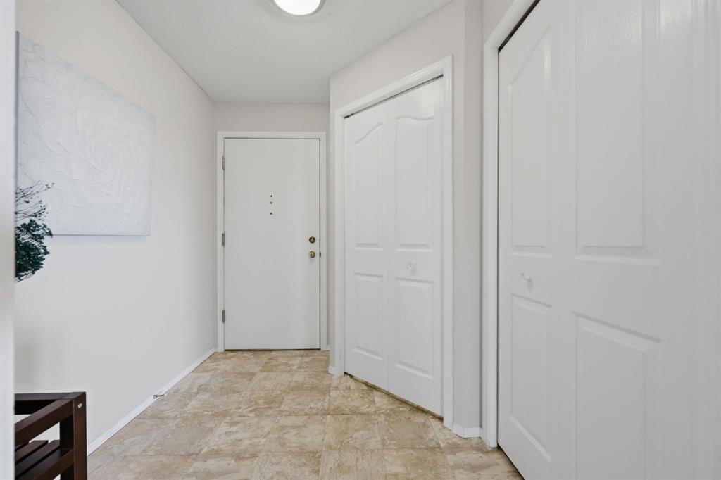 Picture for 1301, 20 Harvest Rose Park NE
