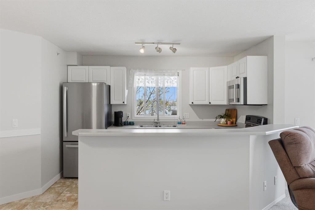Picture for 1301, 20 Harvest Rose Park NE