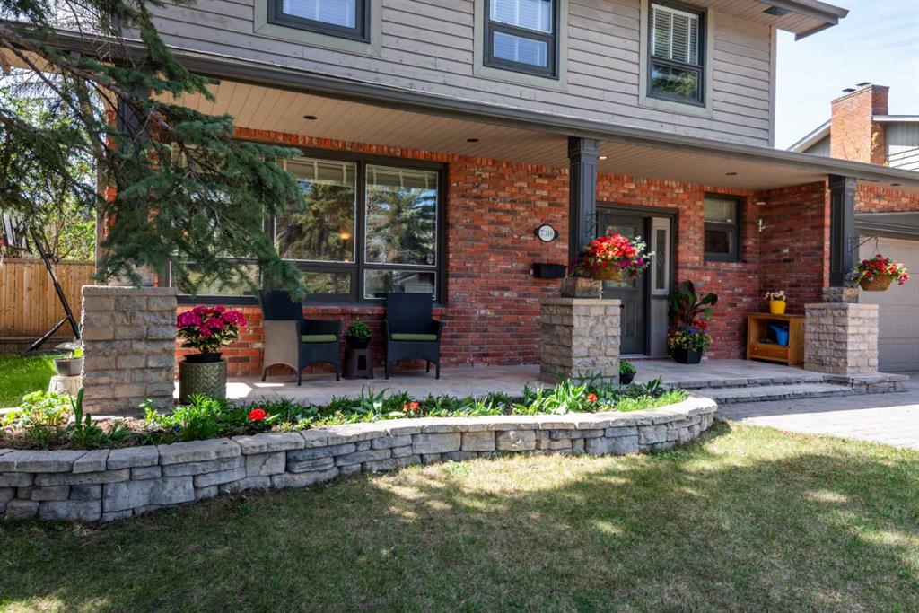 Picture for 7316 Kananaskis Drive SW