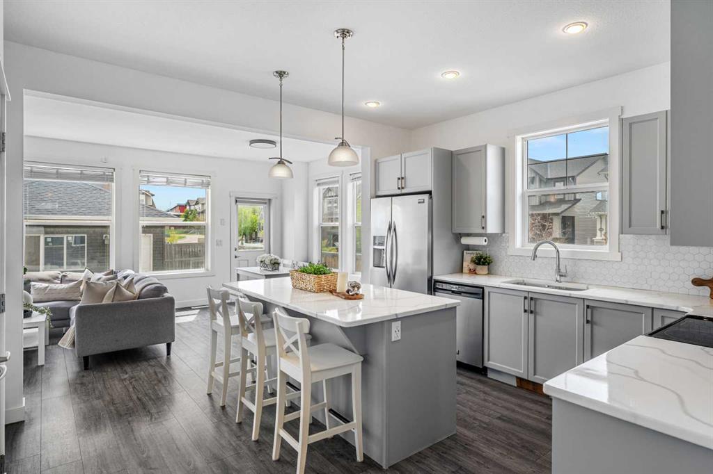 Picture for 181 Williamstown Close NW