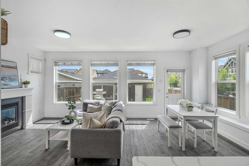 Picture for 181 Williamstown Close NW