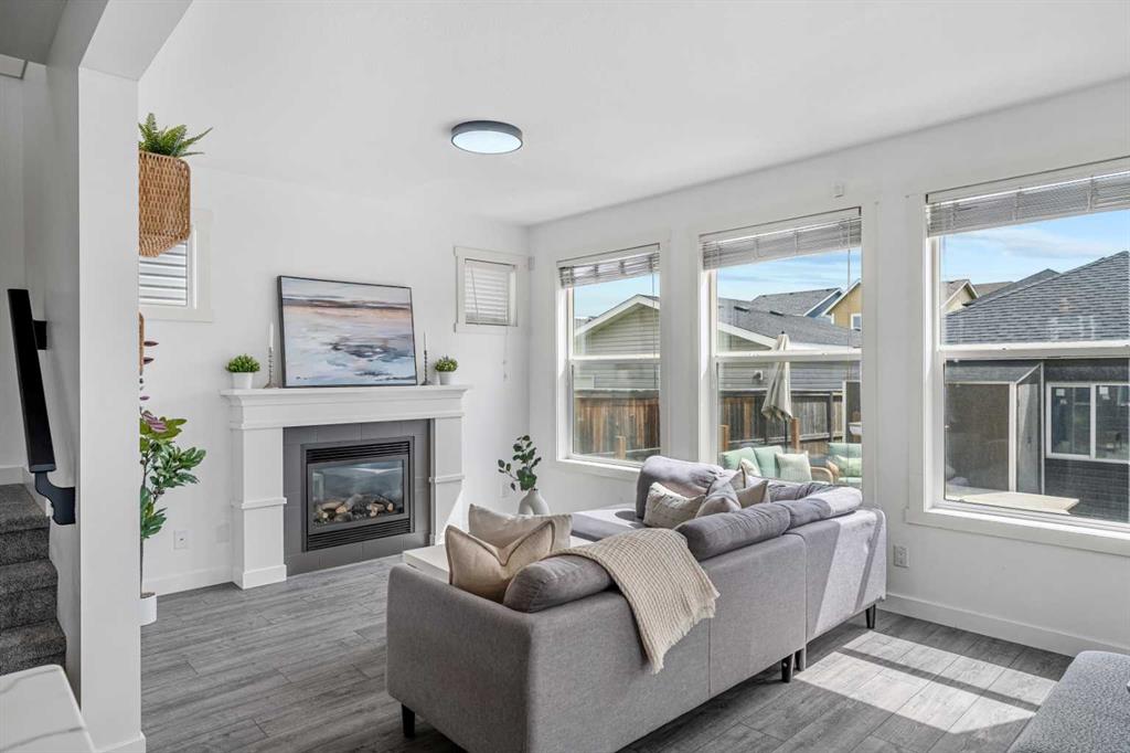 Picture for 181 Williamstown Close NW