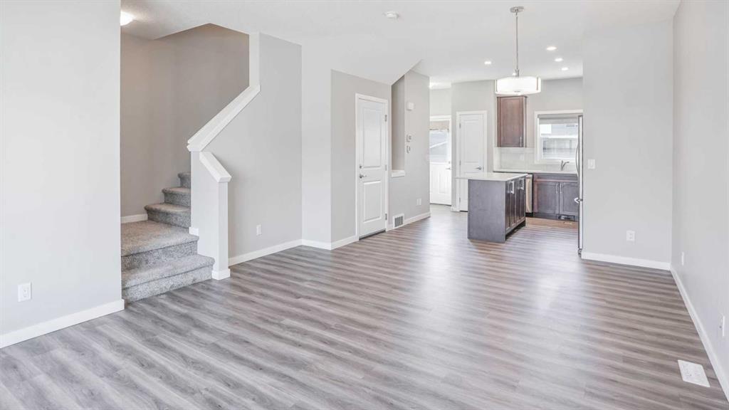 Picture for 567 Cornerstone Avenue NE