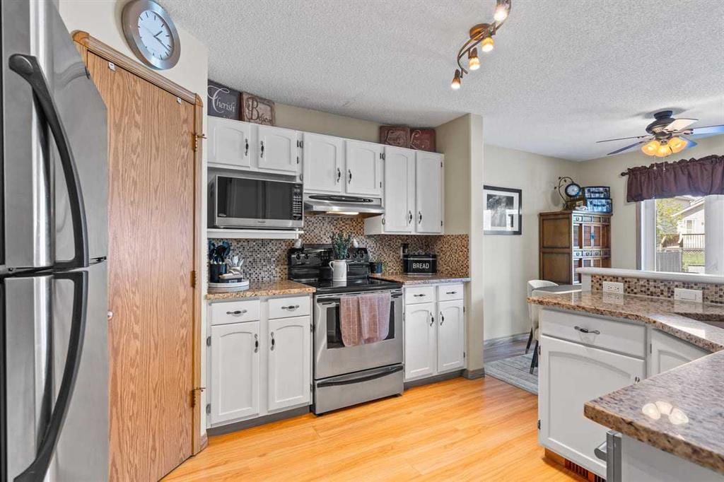 Picture for 158 Saratoga Close NE