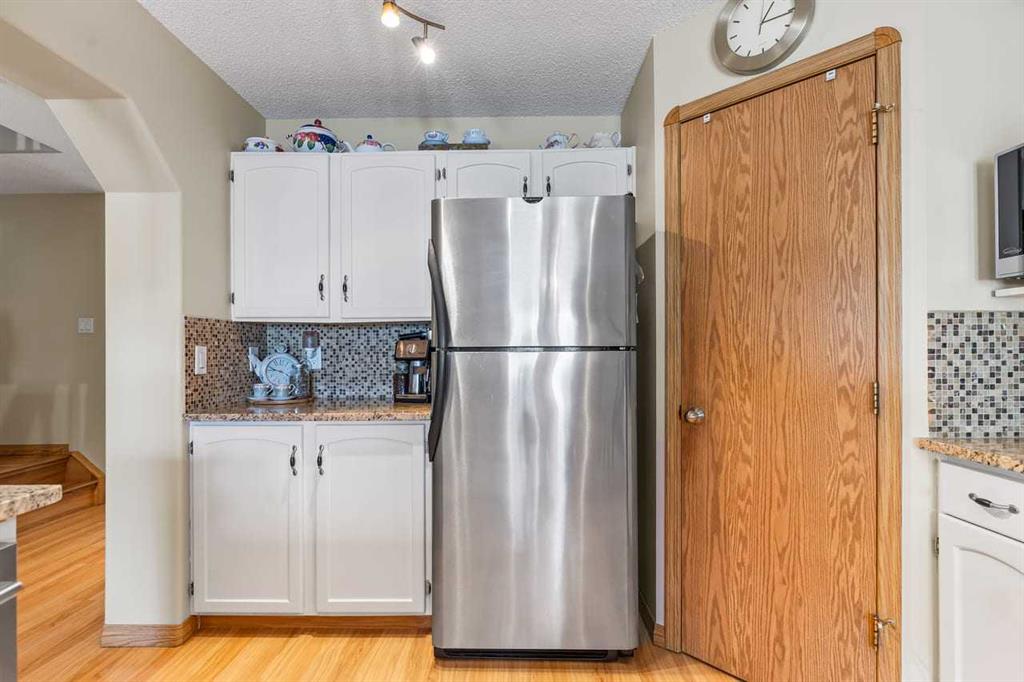 Picture for 158 Saratoga Close NE