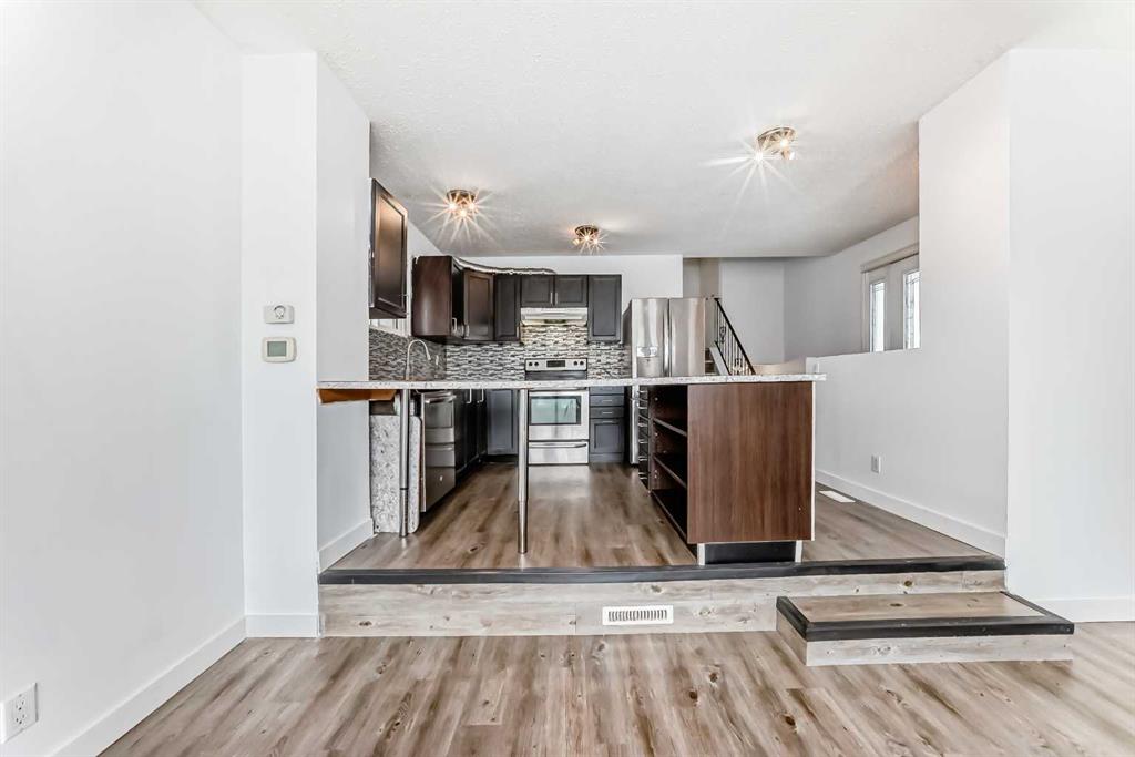 Picture for 323 Falwood Way NE