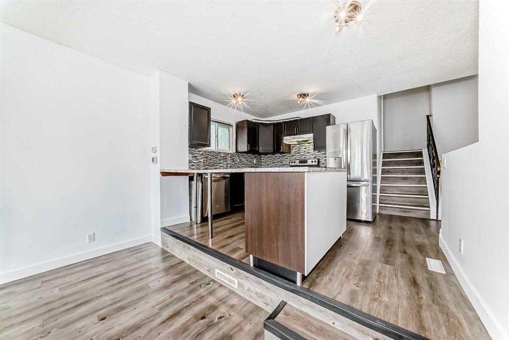Picture for 323 Falwood Way NE
