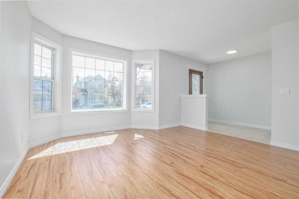 Picture for 80 Covewood Green NE