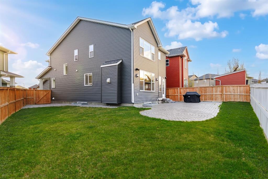Picture for 29 Evansglen Place NW