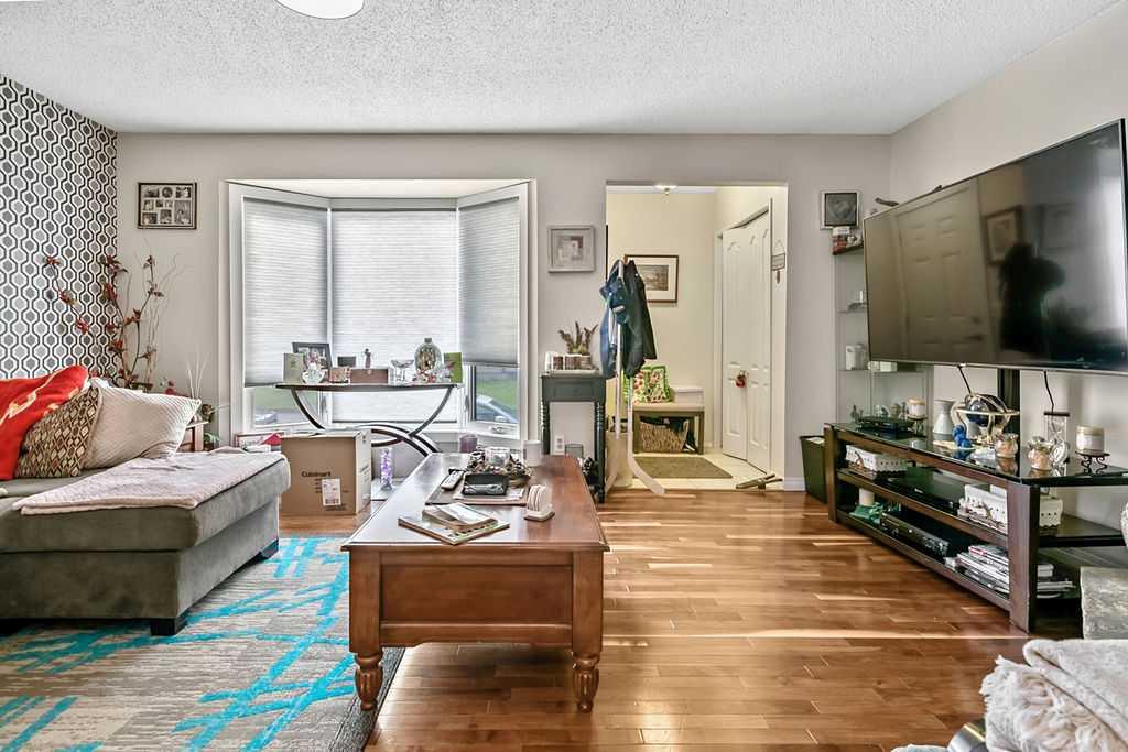 Picture for 114, 6103 Madigan Drive NE