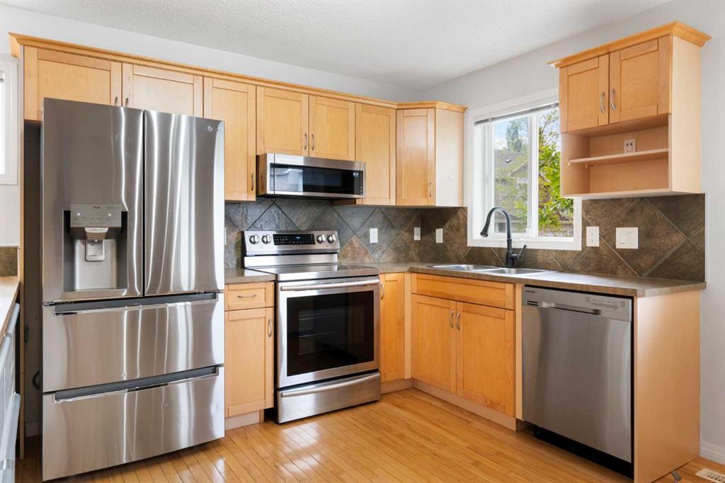 Picture for 112 Royal Oak Gardens NW