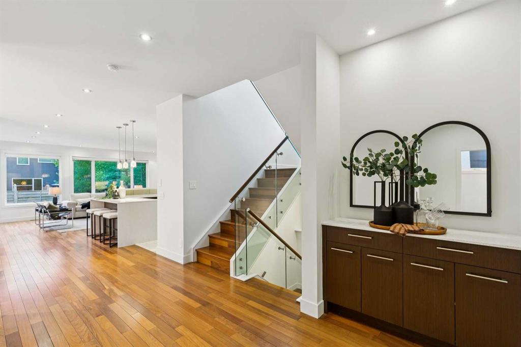 Picture for 31 Wexford Way SW