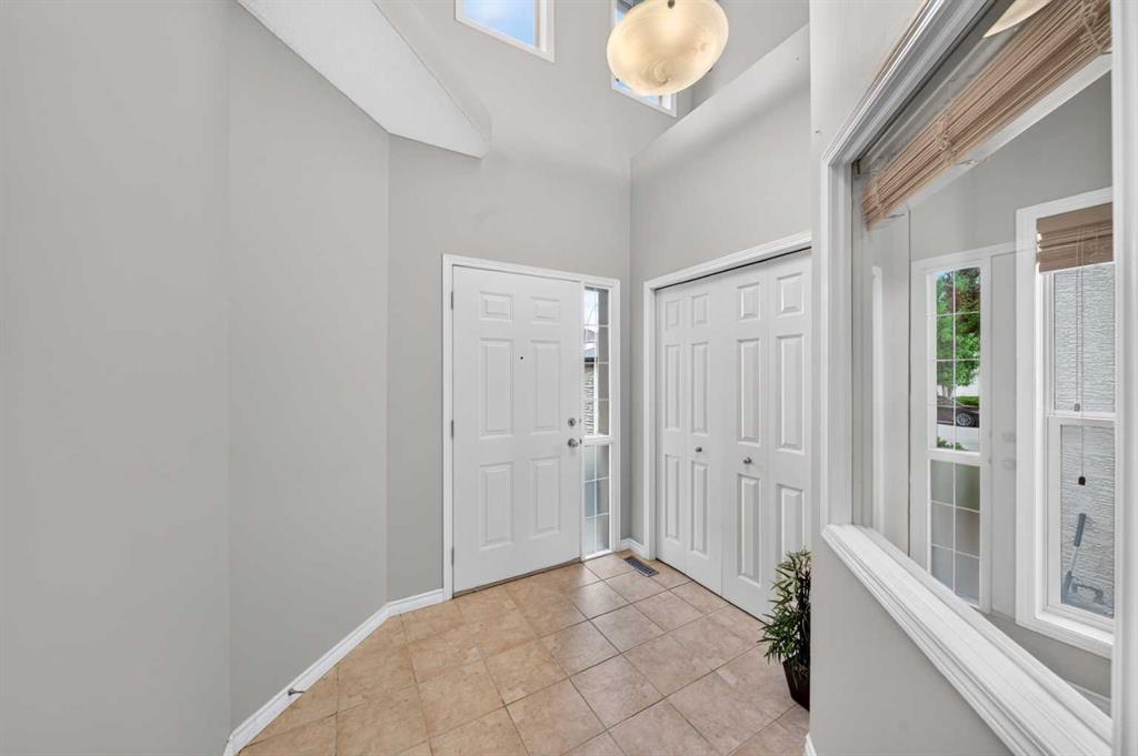 Picture for 37 Tuscany Meadows Common NW
