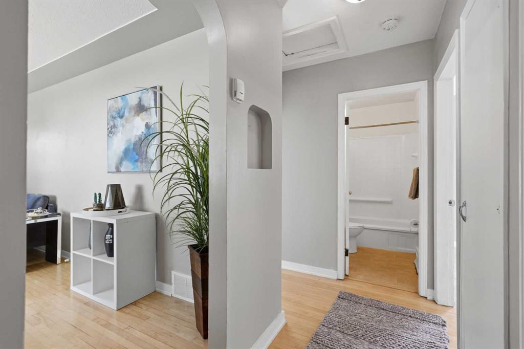 Picture for 3711 Centre B Street NW