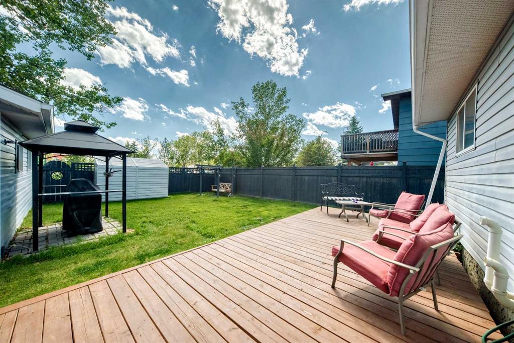 Picture for 325 Flett Drive NE