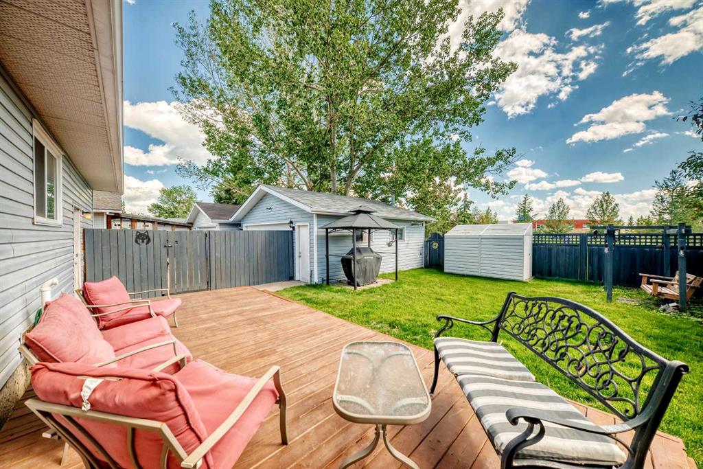 Picture for 325 Flett Drive NE