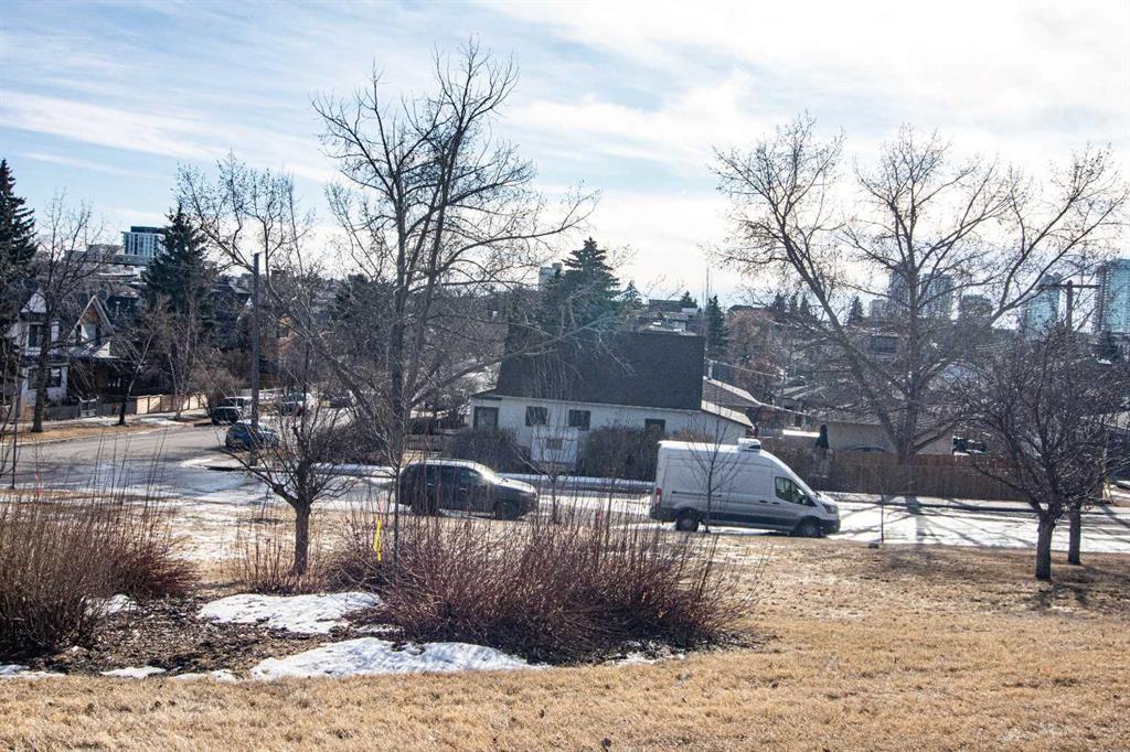 Picture for 521 7 Street NE