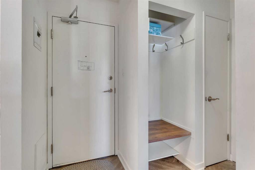 Picture for 205, 1626 14 Avenue SW Picture for 205, 1626 14 Avenue SW