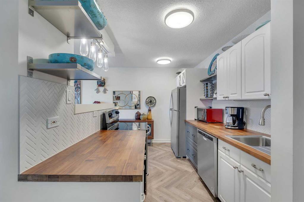 Picture for 205, 1626 14 Avenue SW Picture for 205, 1626 14 Avenue SW