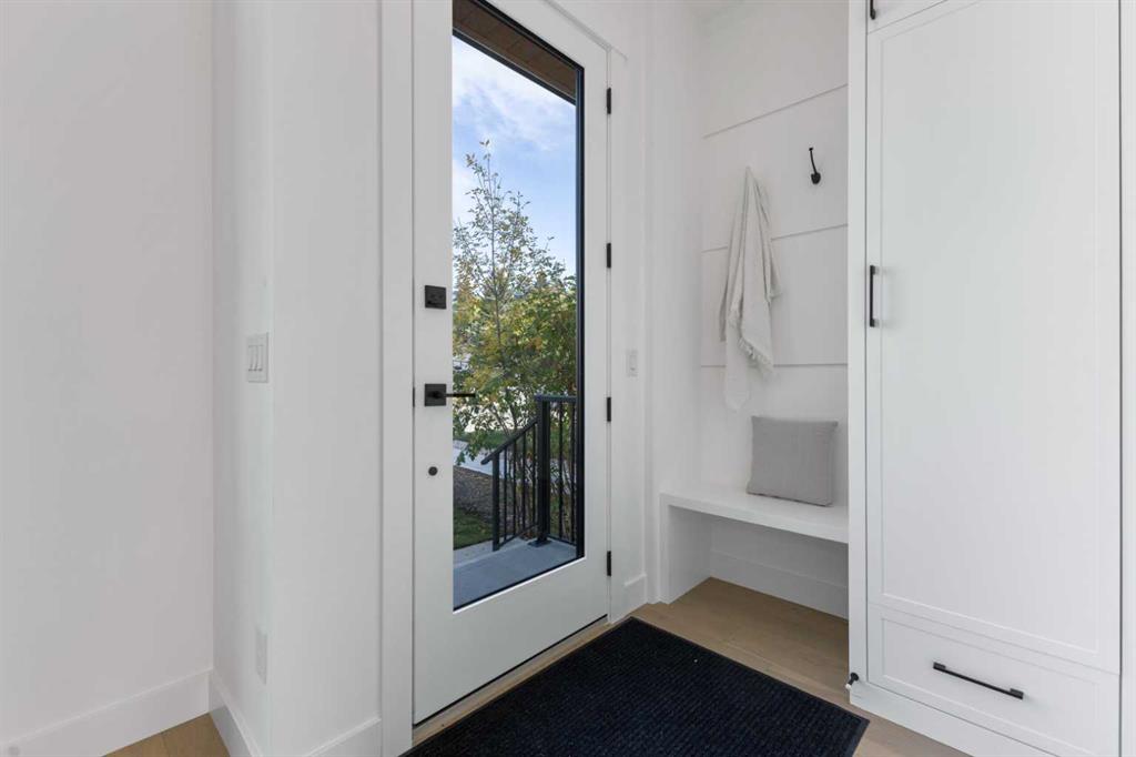 Picture for 5007 21 Avenue NW