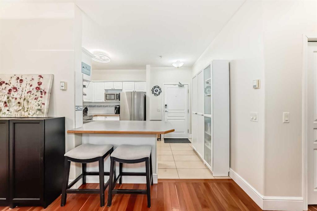 Picture for 1113, 1113 Lake Fraser Court SE