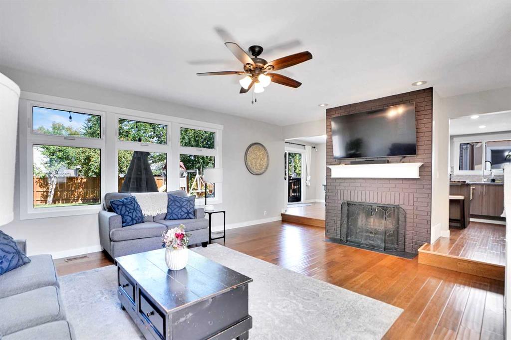 Picture for 103 Castlebury Way NE