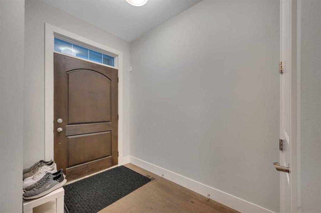 Picture for 1708 23 Avenue NW