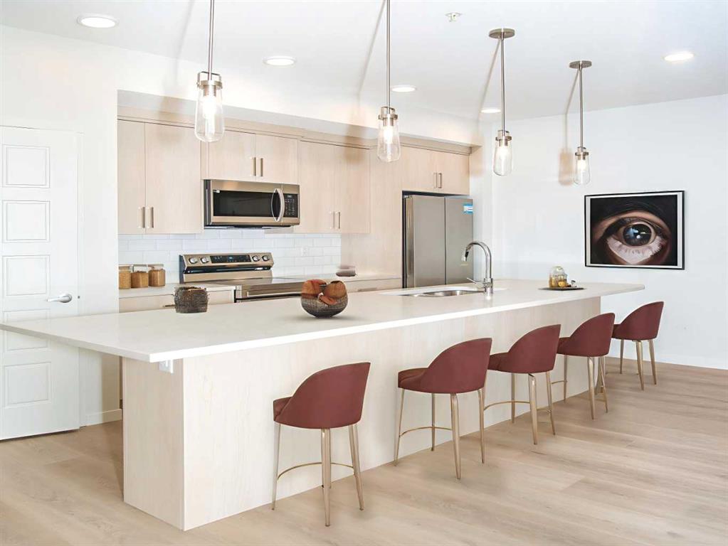 Picture for 111, 345 Edith Place NW