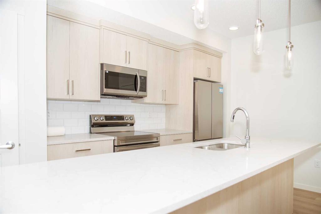 Picture for 111, 345 Edith Place NW