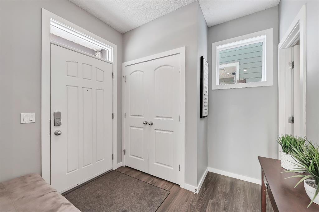 Picture for 300 Marquis Heights SE