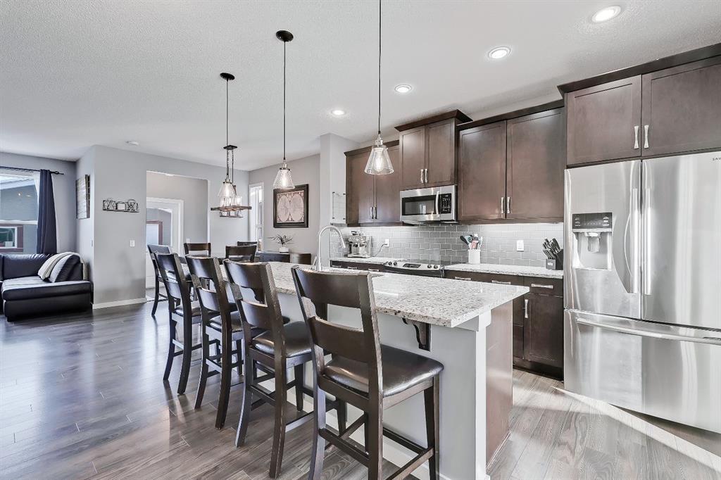 Picture for 300 Marquis Heights SE