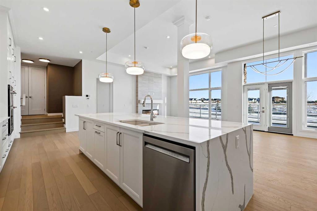 Picture for 102, 140 Marina Cove SE