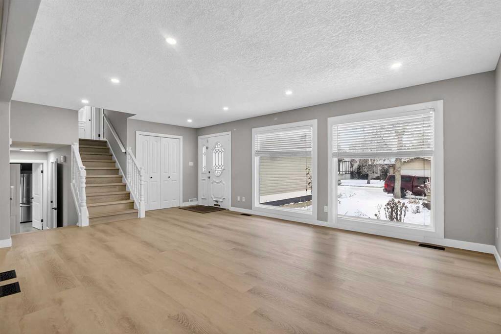 Picture for 415 Templeton Road NE