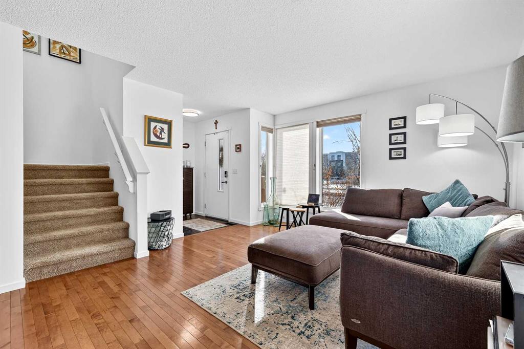 Picture for 222 Walden Gate SE