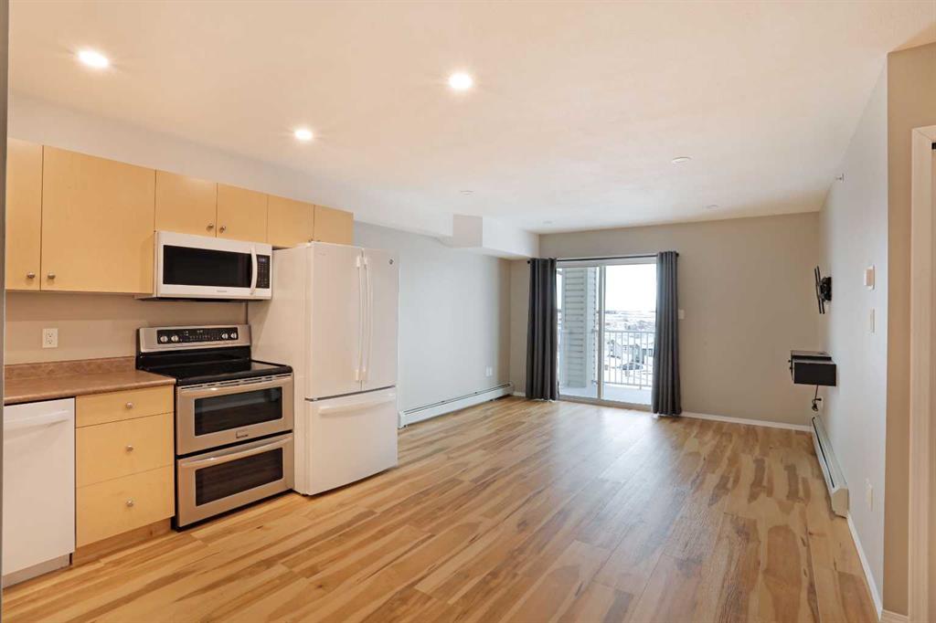 Picture for 412, 204 17 Street E