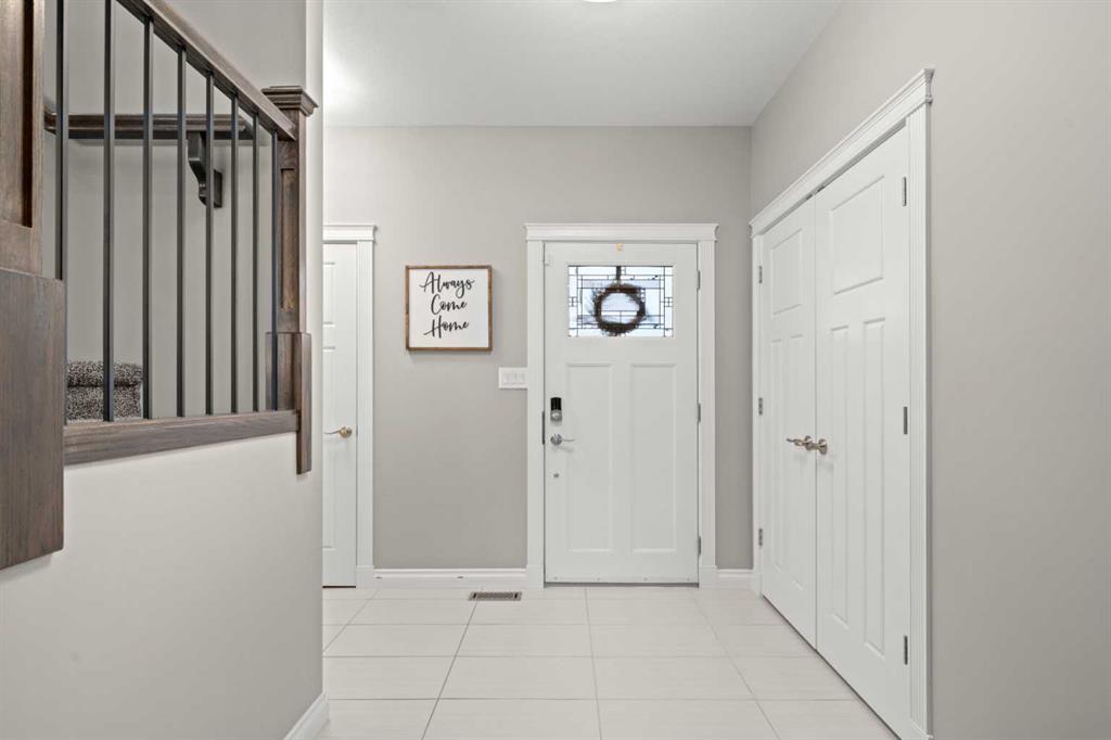 Picture for 555 Summer Crescent 