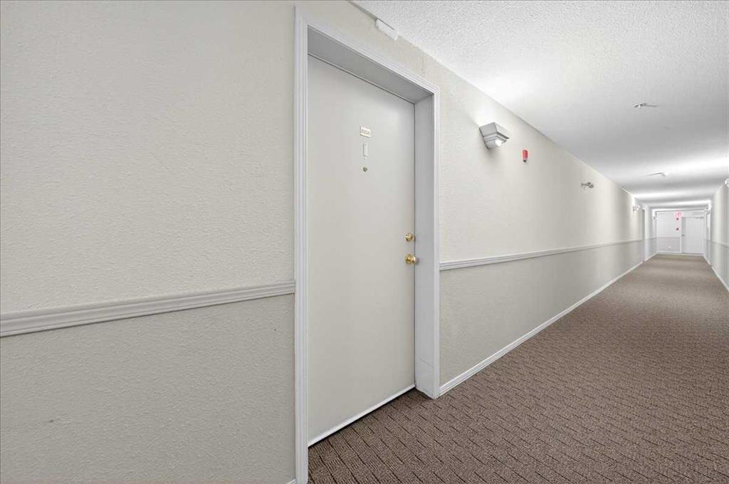 Picture for 206, 2000 Citadel Meadow Point NW