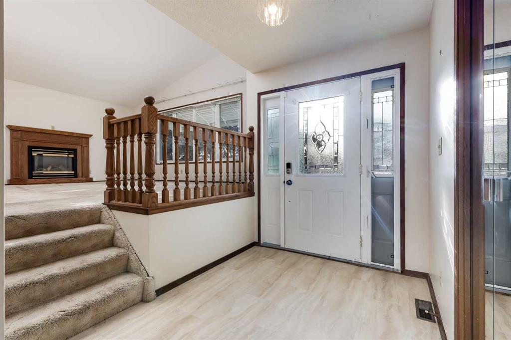 Picture for 3387 Breton Close NW