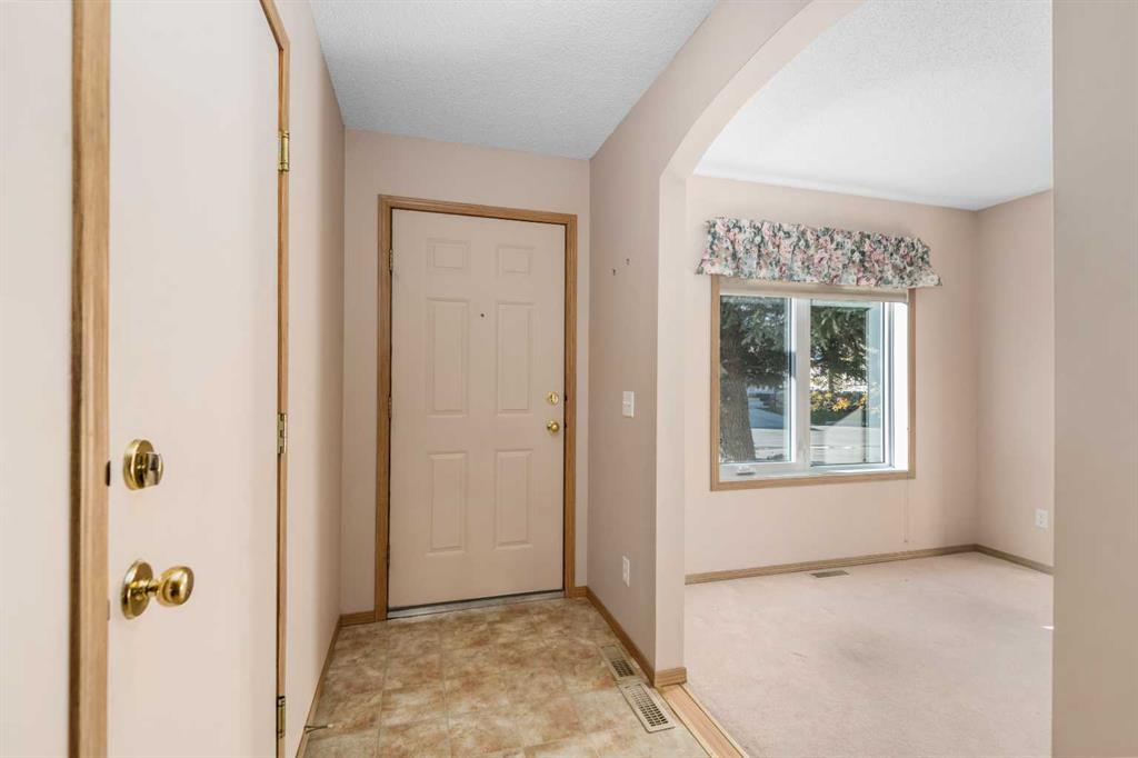 Picture for 115 Chaparral Point SE