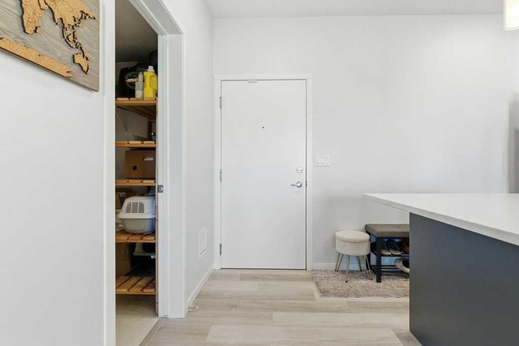 Picture for 305, 200 Harvest Hills Place NE