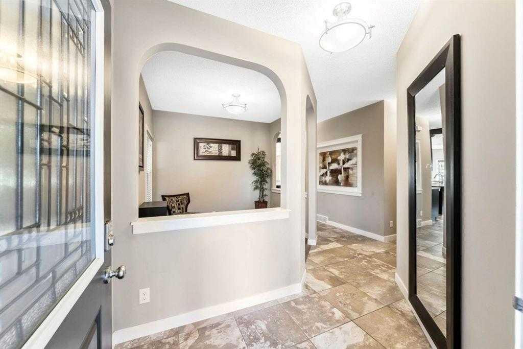 Picture for 285 Evanspark Gardens NW